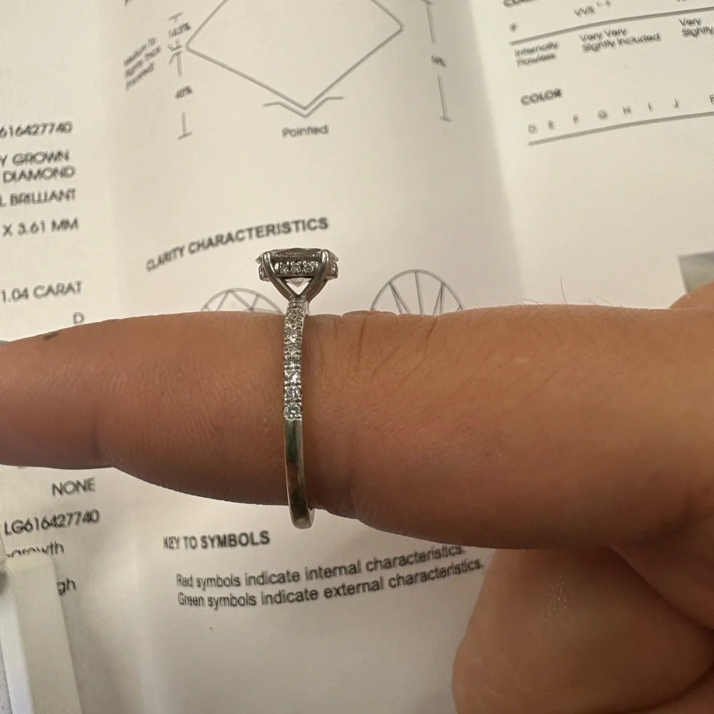 Diamond Rings set - Picture 6 of 7